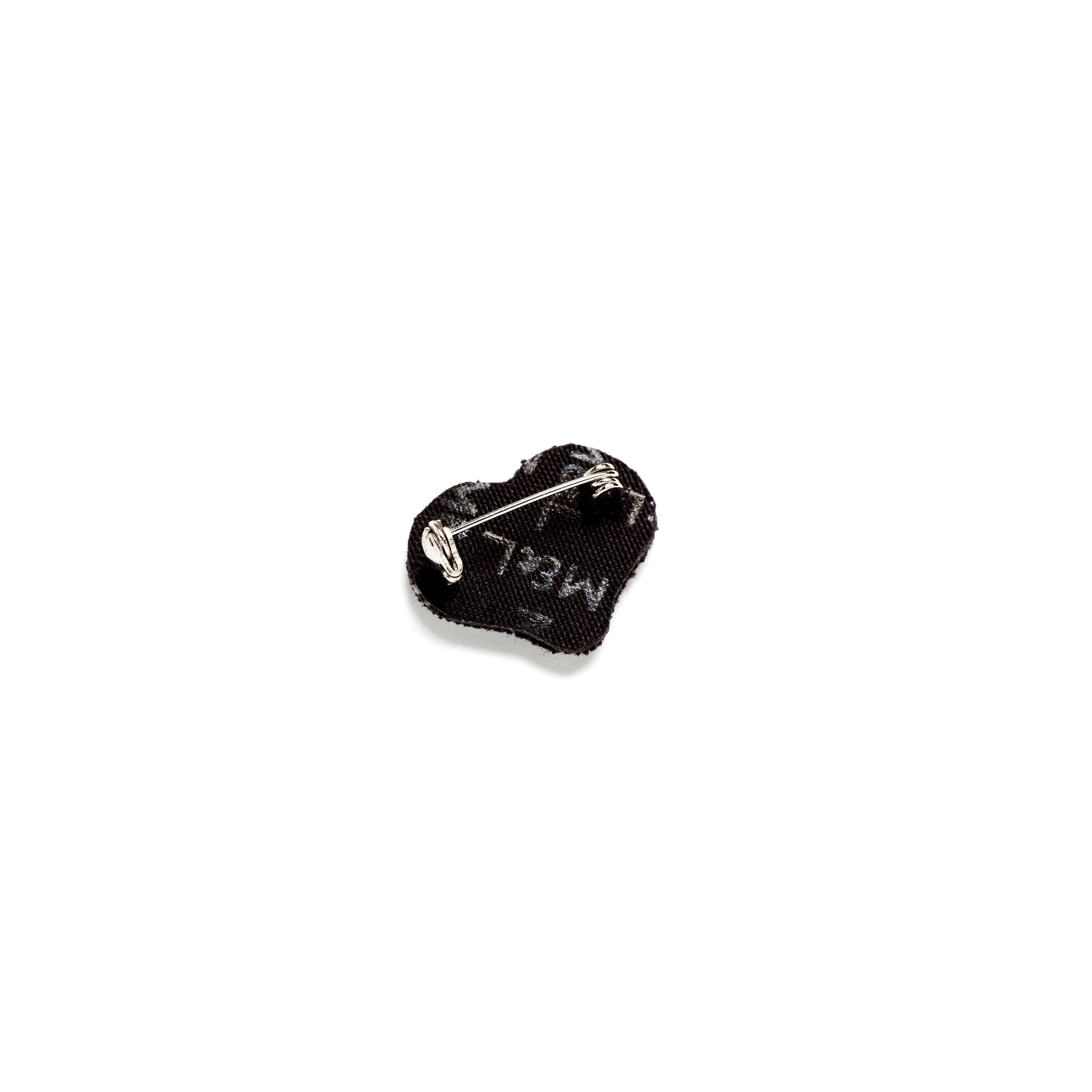 BROCHE COEUR ARGENTE